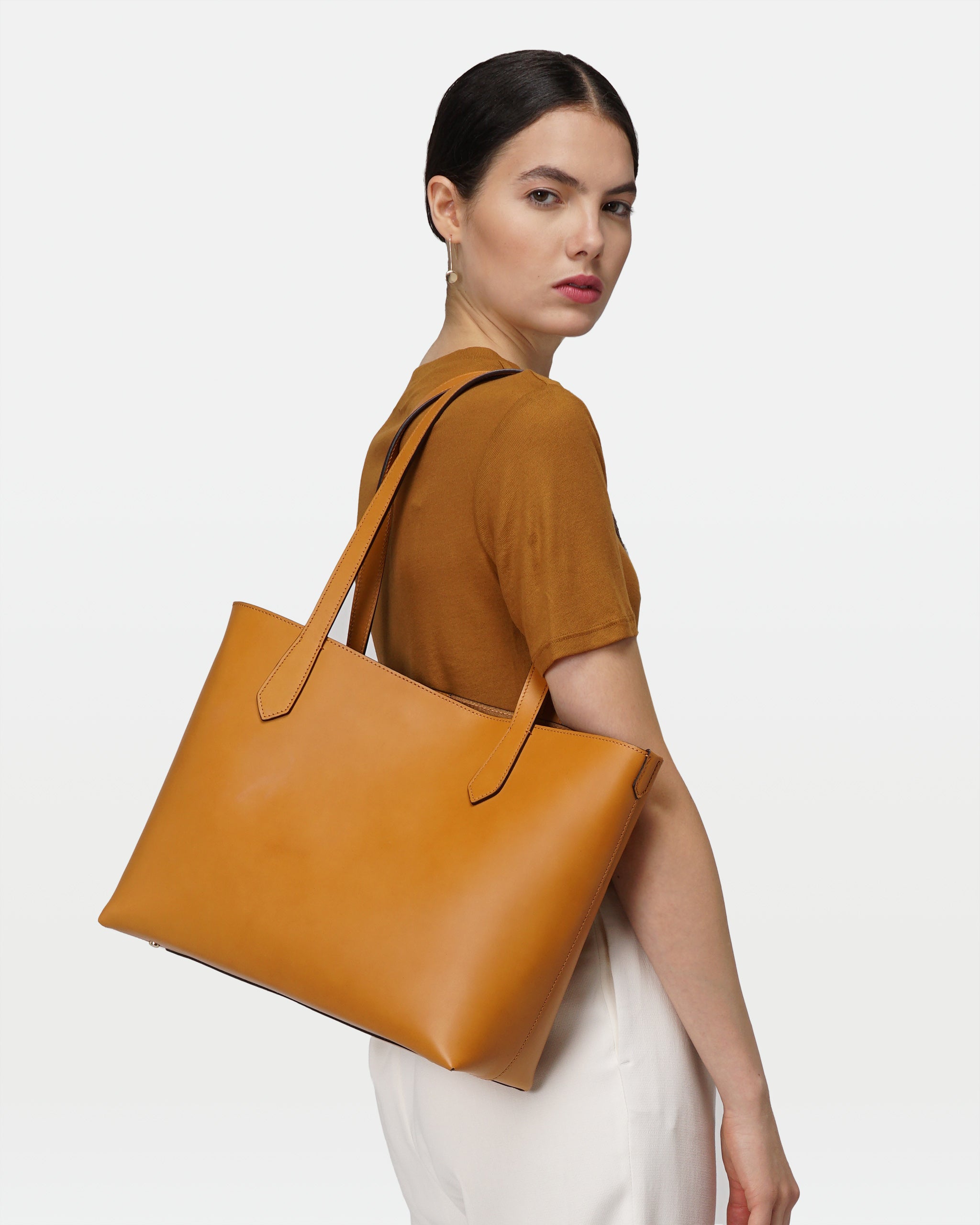 Elba Medium Structured Tote