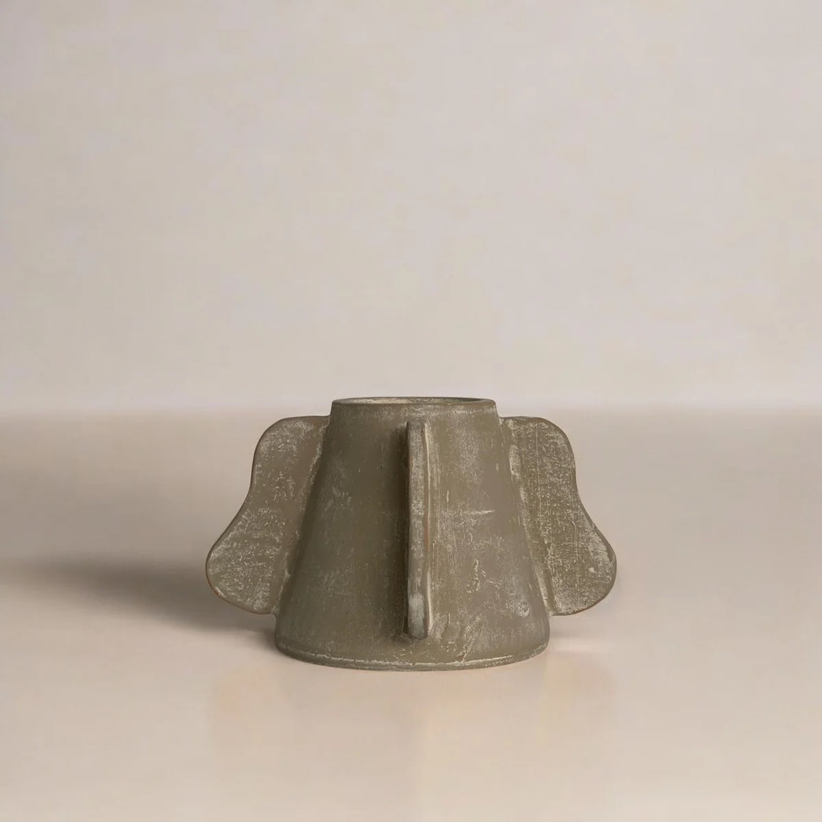Lyra Vessel