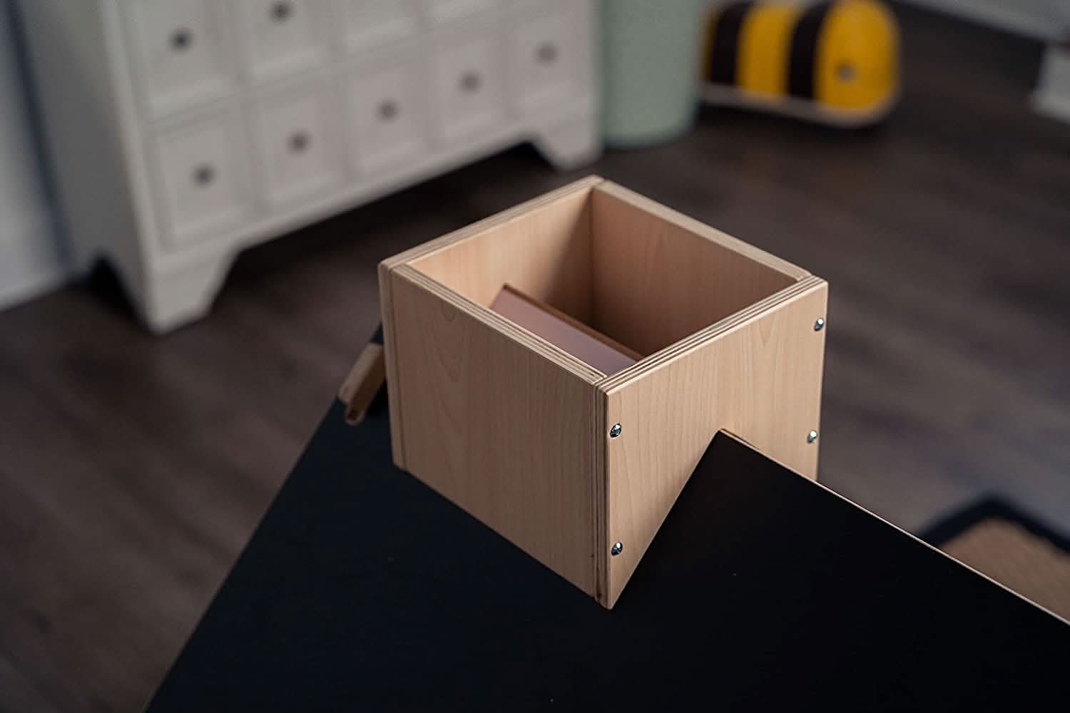 Evergreen - Children's Playhouse with Chalkboard Roof