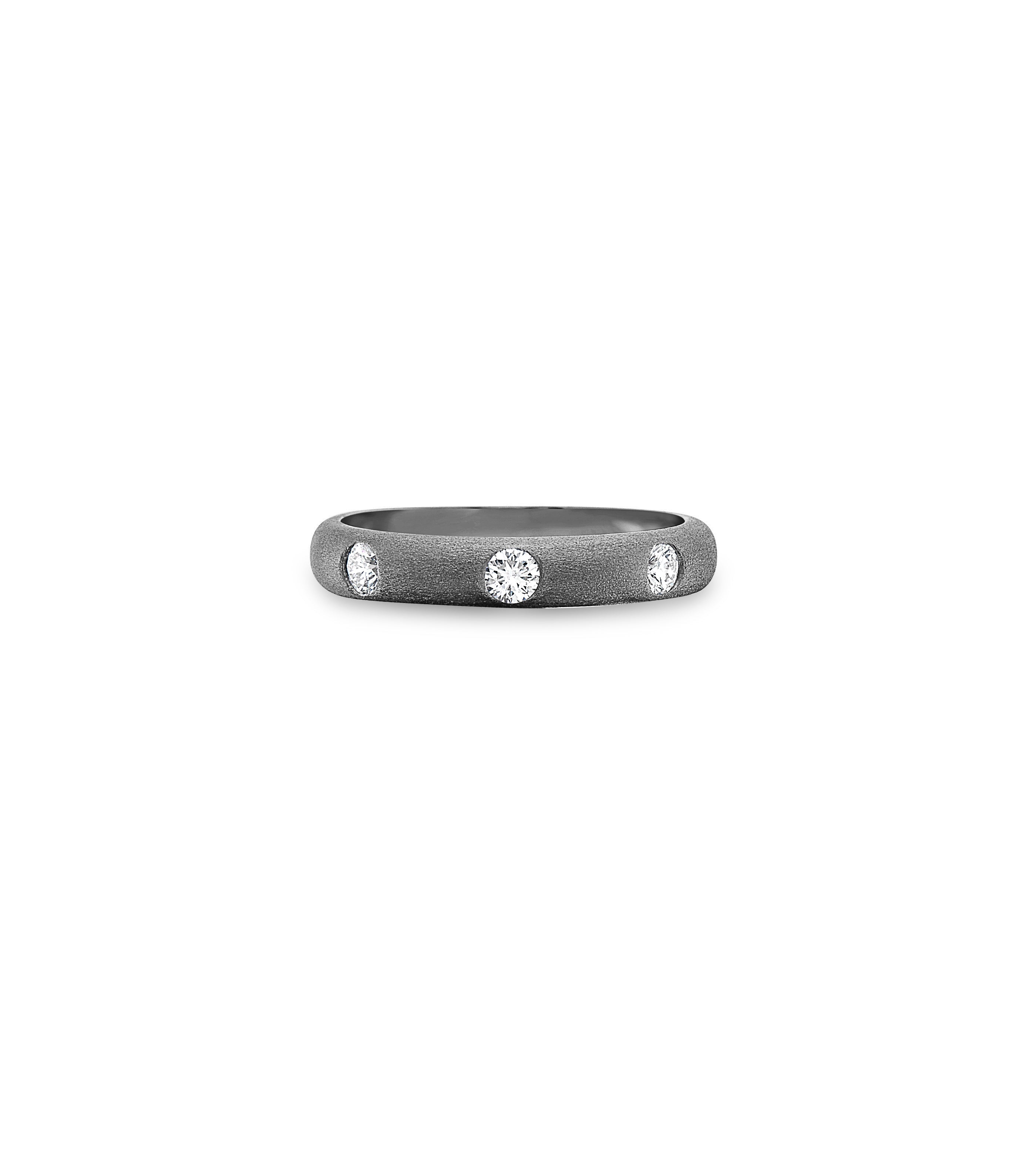 Diamond 3 Stone Flush Band