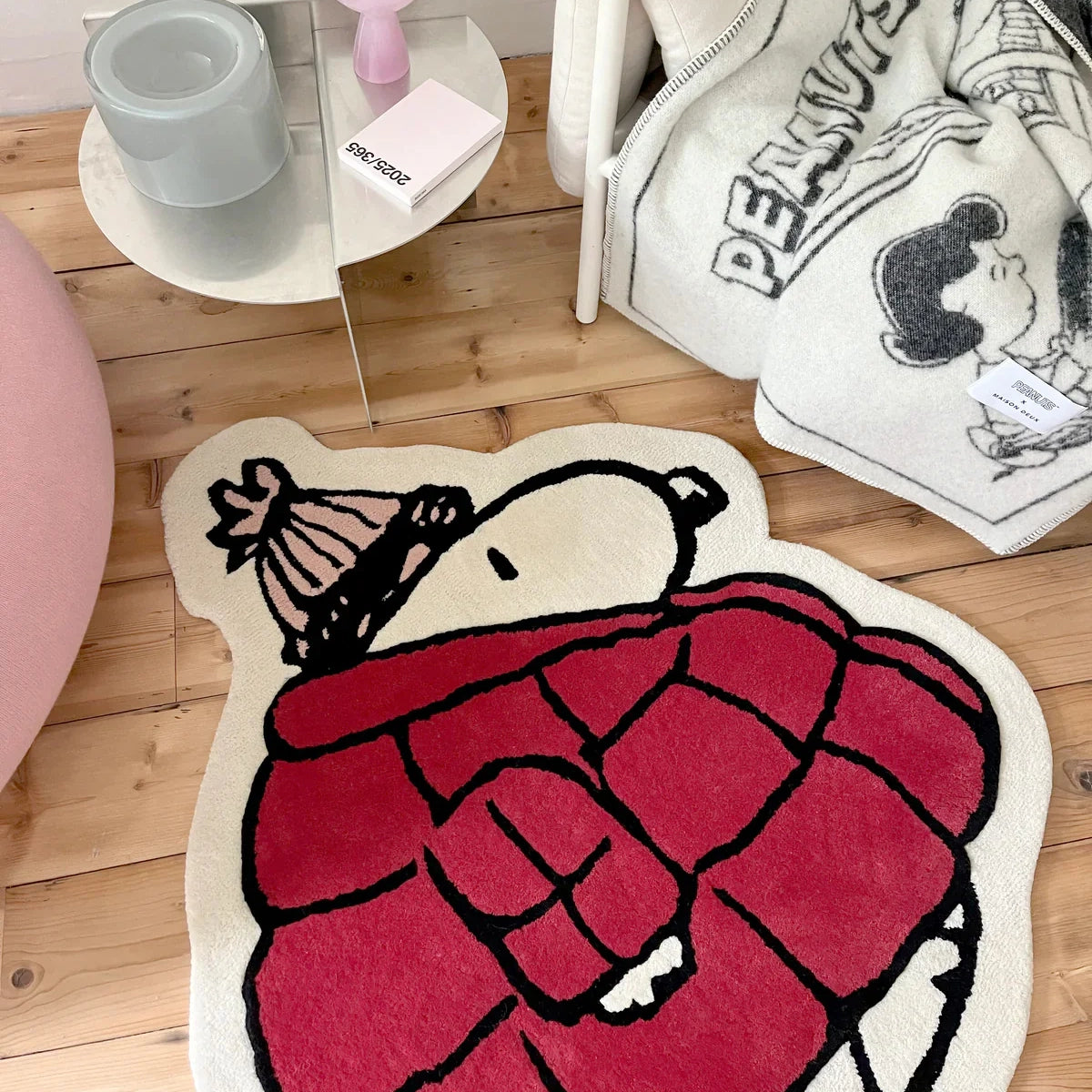 Peanuts Snoopy Puffer Jacket Rug