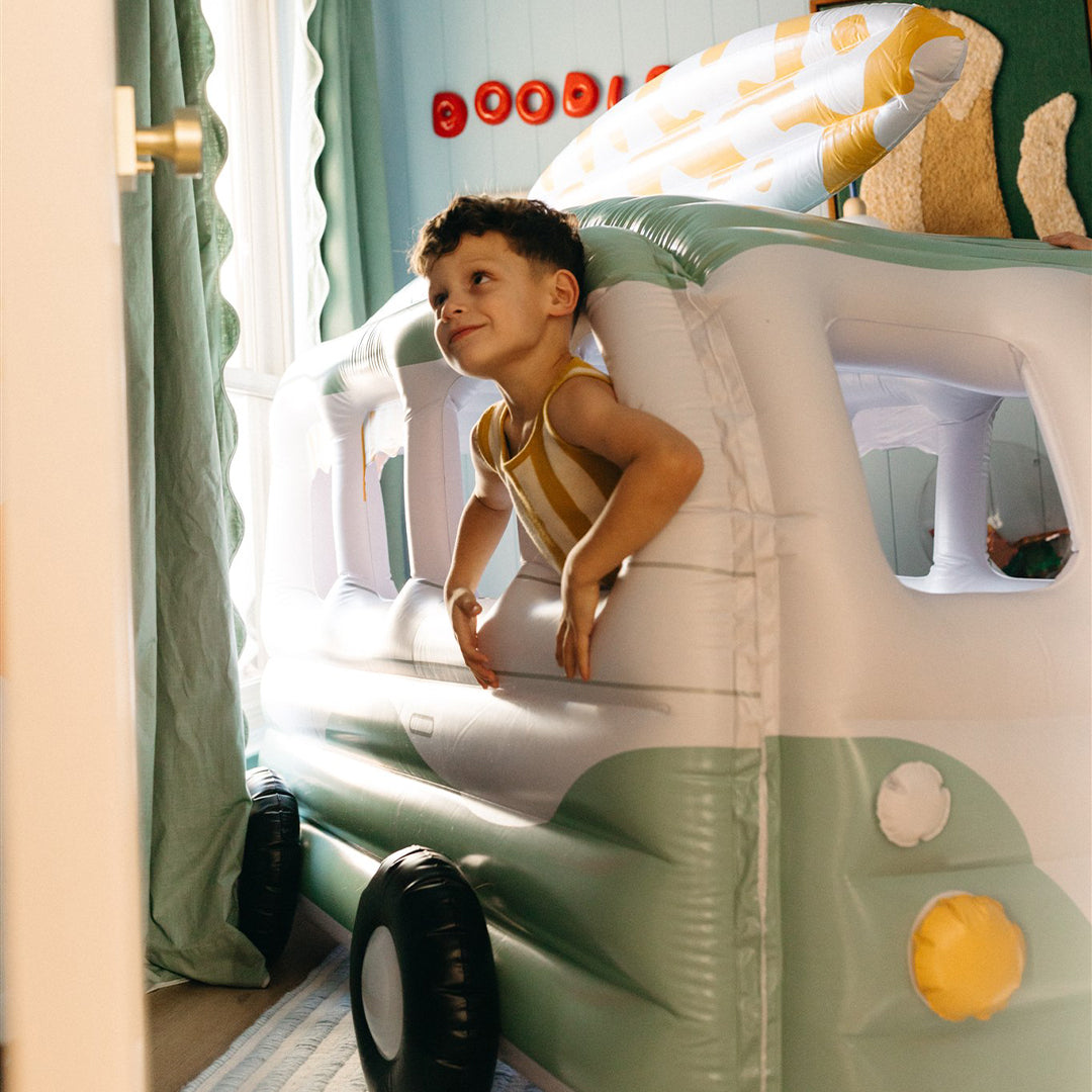 Smol Camper Van