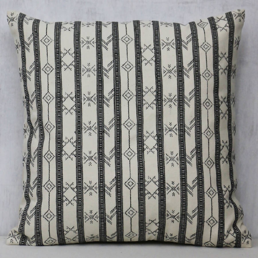 Black & White Aztec Print Pillow Cover