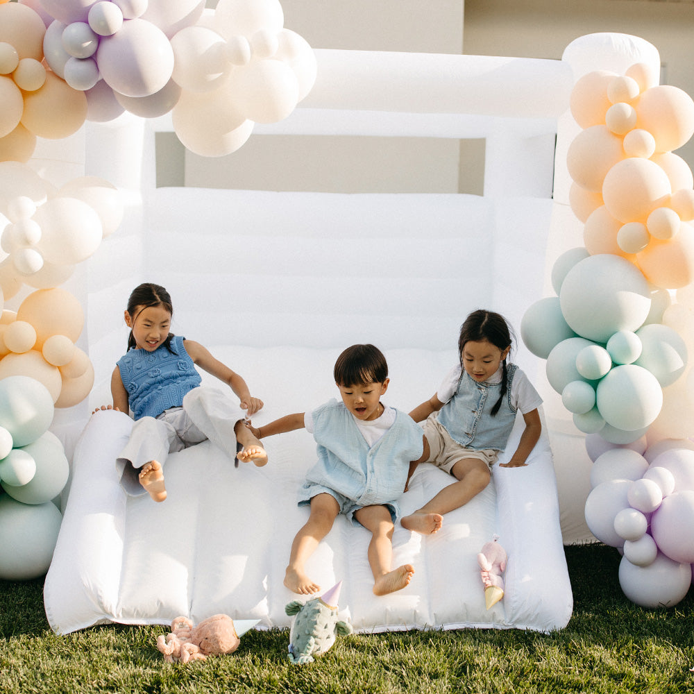 Smol Tumble Bounce House I Neutral Walled